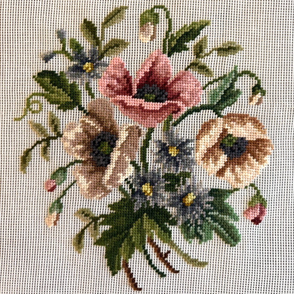 Vintage Preworked Decorator Needlepoint Canvas Floral MCM Dritz Design 10 x 11